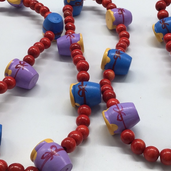 Classic Disney Winnie The Pooh Hunny Pot And Bead Garland - Picture 2 of 2